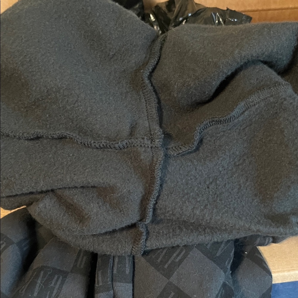 GAP Dark Checkered Pattern joggers - Picture 8 of 9
